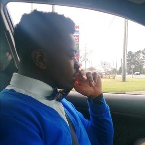 Meet your Posher, Deshaun